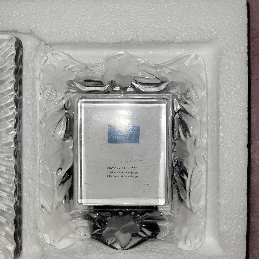 Assorted Frame Gift Set - Picture 2 of 5
